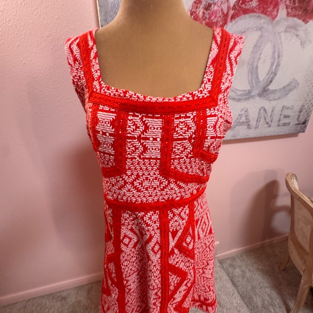 Maeve Emma Red and White Geometric Mini Dress - Picture 7 of 9